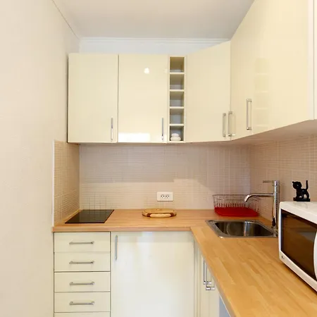 Ellie's Place Апартаменты